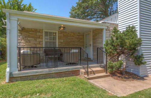 Tulsa Home Sweet Home - King Bed Near Expo, TU, Dtwn - Foto 25