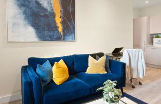 Hybrid Resi - London, Sutton, FREE on-site Car or Van parking - Foto 90