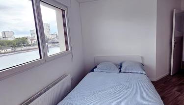 Grand F4 vue sur la Seine 5 min de Paris - Foto 4