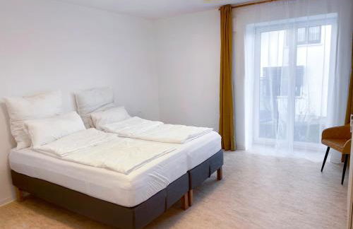 Alb-Suite Family Friendly Premium 2BR Apartment - Photo 15