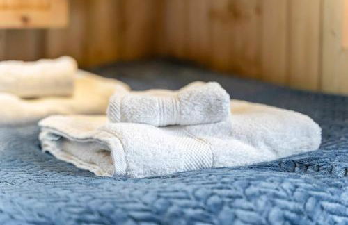 Unplug & Reconnect, Romantic Retreat with Hot Tub - Foto 17