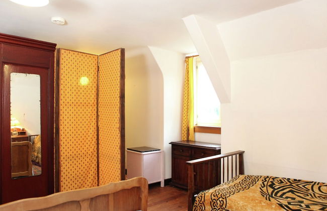 Spacious 11-bed Family Retreat - Photo 12