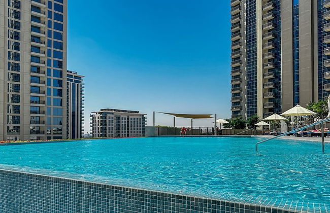 New! Luxurious Living Dubai Creek Balcony & View - Photo 21