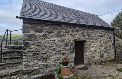 The Old Barn - Photo 2