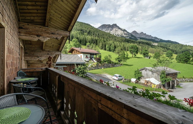 Cozy Feel Good Holiday Apartment in Leogang - Foto 1
