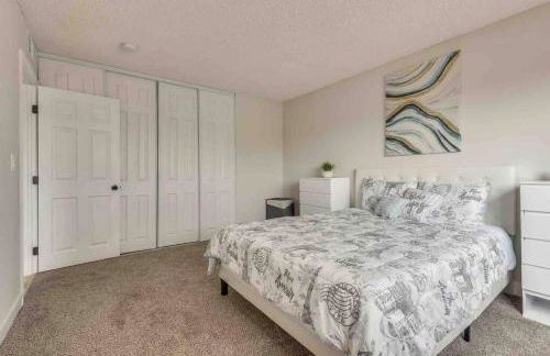 Cozy home! 16 Min away from strip and fremont - Foto 12