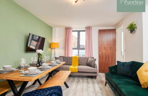 Stylish 5-bedroom Manchester Retreat Sleeps 9 by PureStay - Foto 20