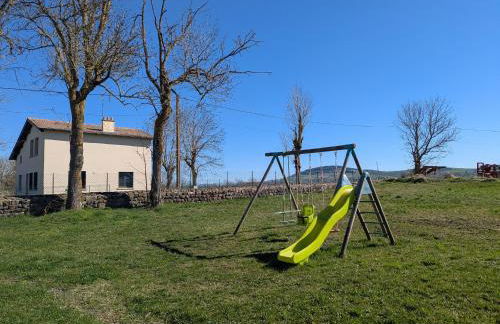 Gîte moderne à Arlempdes: spa, terrasse, grands espaces et visites culturelles - FR-1-582-107 - Foto 23