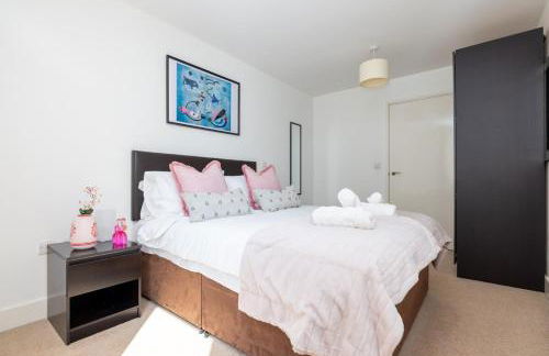 Cosy, modern high rise with views! 2 bedroom - Foto 4