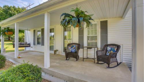 Home 9 Mi to Dtwn Springfield with Porch and Yard! - Foto 3