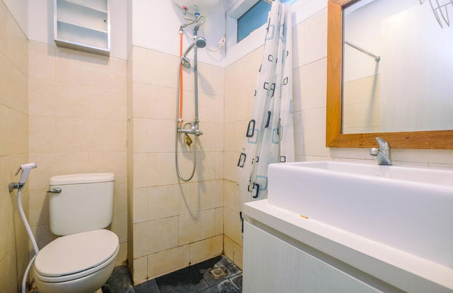 Modern Furnished @ 1BR Margonda Residence 1 Apartment - Photo 13