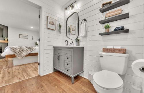 Hummingbird Cabin with a private hot tub - Foto 22