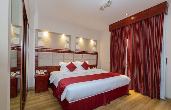 Al Liwan Suites Rawdat Al Khail - Foto 1