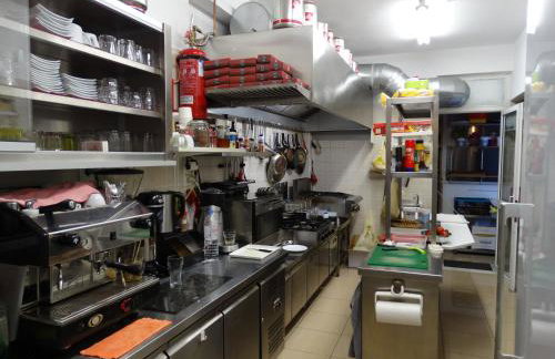 Aris Studios - Photo 16