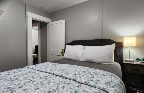 TWO BEDROOM HOME IN BEAUTIFUL DOWNTOWN LAKELAND - Foto 9