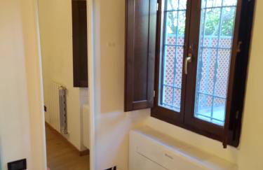 Charming Little House 2 kilometers from the Historical Centre in a typical Florentine district right next to the Tram and Bus stops by Florence Holidays Apartments - Foto 5