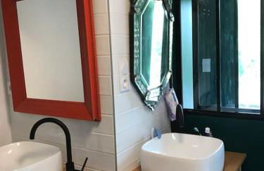 VILLA LES TERRASSES dans la nature avec piscine à 2 pas de Lyon, - Foto 19