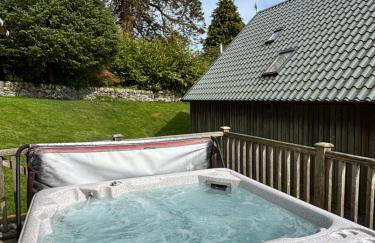 Lord Galloway 35 with Hot Tub - Photo 23