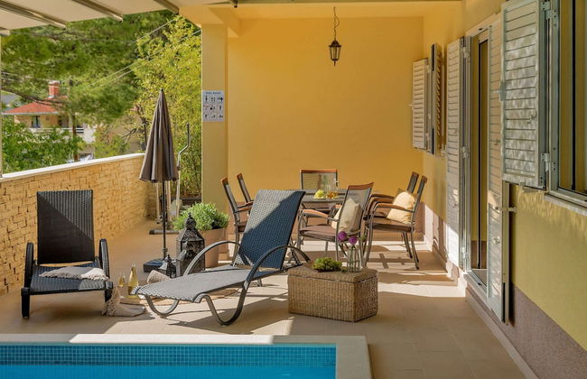 Luxury Villa Lelu With Heated Saltwater Pool, Parking, High Speed Internet, Bbq, el. car Charge T2 - Foto 54