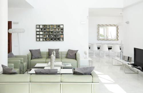 Rent Your Luxury 5 Bedroom Villa, Ibiza Villa 1053 - Foto 25