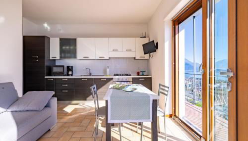 Apartment Lory, Domaso - Foto 5, stove