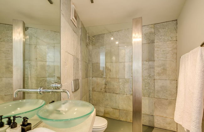 Six Bedroom Holiday Villa on Three Levels w Pool Silvertree - Foto 23