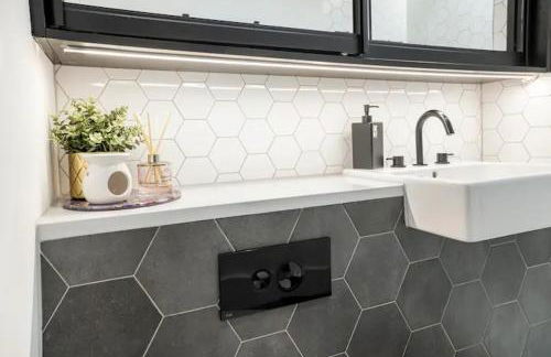 Superb 1-Bed Apartment in Hertfordshire - Foto 24