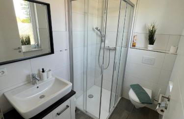 Doppelhaushälfte mit Terrasse - Foto 17