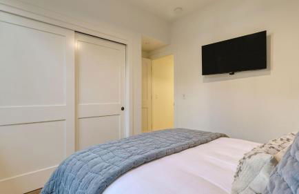 Sunset Serenity by Avantstay Rooftop w/ Hot Tub & Fire Pit, 3 Blocks to Beach! - Foto 53