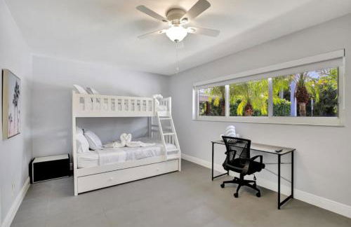 Lakefront Family Fun Home with Private Dock 3BR 2B - Foto 35