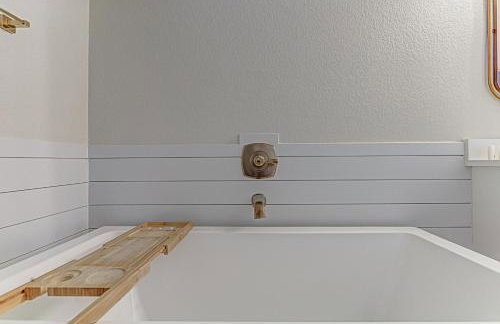 3BD Escape for 8 with Fire Pit & Patio Near Lake LBJ - Foto 26