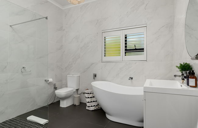 Luxury Oasis, Lifestyle Villa, Pool & Gym - Photo 31