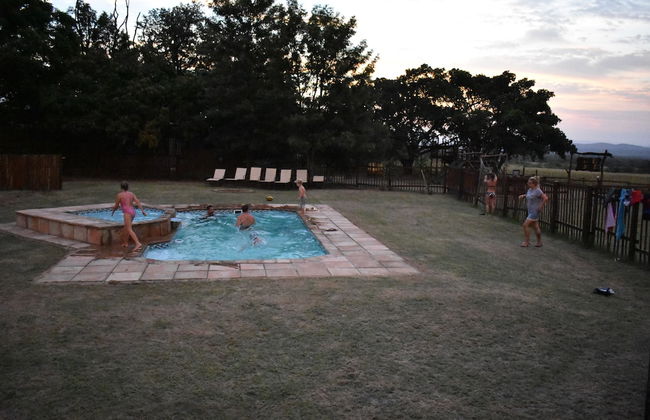 Amorello Safari Park - Photo 43