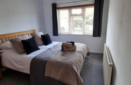 Windsor property near Legoland with free parking - Photo 28