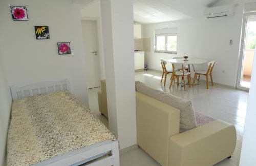 Vila s bazenom Anastazija - Foto 21