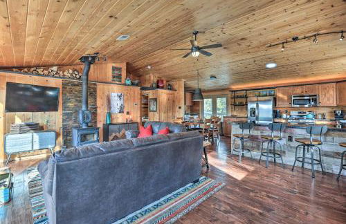 2 Mi to St Marys Glacier Modern Cabin with Hot Tub - Foto 5