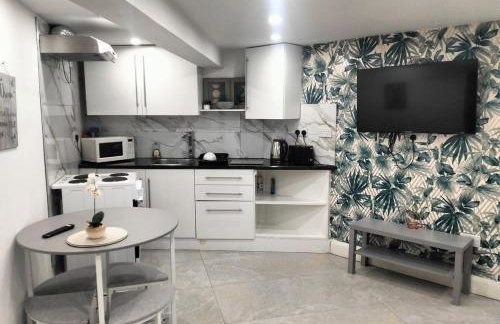 Modern 3-bed Serviced Appartement - Milnsbridge - Foto 1