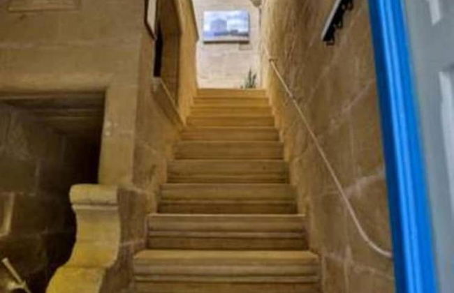 Myn Zondadari - Foto 19