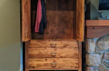 Stunning at Solitude, Steps from Chair Lift, East #103 - Foto 37