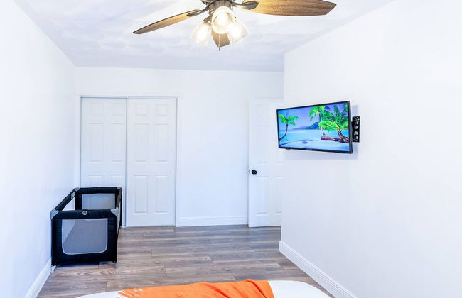 Tropical House Pool Table Jacuzzi Nearby Beach - Foto 10