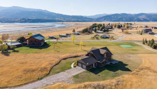 Alpine Airspace by KABINO Airpark Foosball Garage Satellite - Foto 3