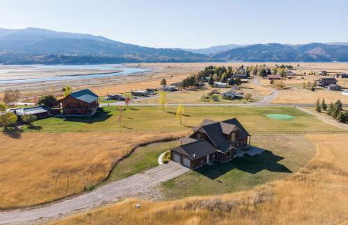 Alpine Airspace by KABINO Airpark Foosball Garage Satellite - Foto 3