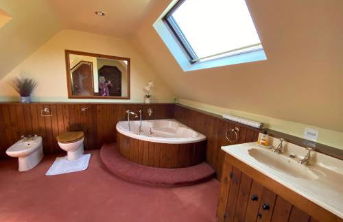 Stunning Rustic Home, New Forest National Park - Photo 39