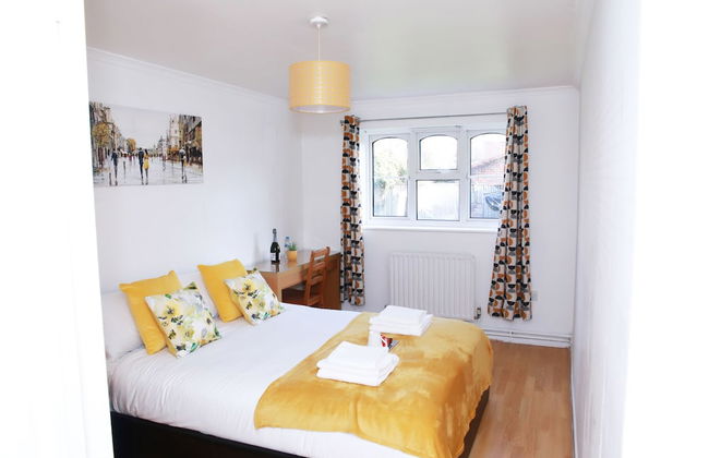 Lovely 2-bed Apartment in Harrow - Foto 3