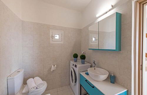 Tranquil sea view villa with private pool, just 2km from the beach! - Foto 25