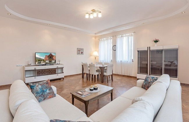 Stay Inn on Amiryan Str. 4/6 - Photo 1