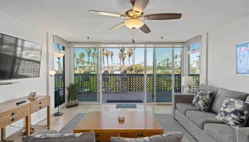 Belmont Ocean Views - Massive Private Deck, Grill & Parking - Foto 4