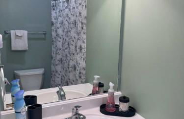 Spacious Condo with Pool Pass! - Foto 25