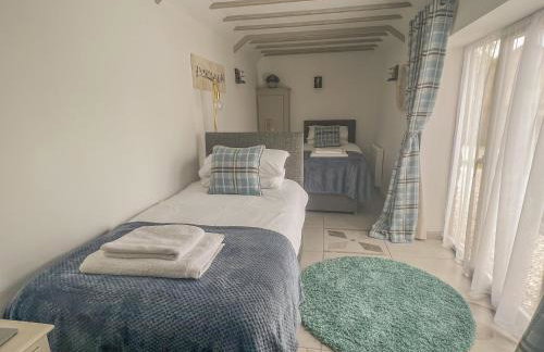 Meadow Barn - dog freindly barn sleeping 6 in Edinghtorpe, Norfolk - Foto 23