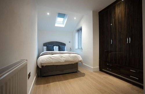 Luxury 6 Bed near city centre with Cinema Room & games room plus 5 bathrooms - Foto 17